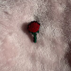 Elegant Red Rose Shoe Charm
Jibbitz